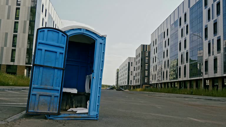 Types of Portable Toilets We Offer in Middleburg Heights, OH
