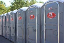 Portable Toilet Rental for Emergency Services in Middleburg Heights, OH